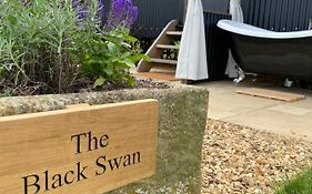 The Black Swan Shepherd Hut